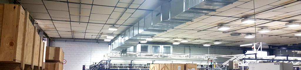 interior instalaciones fábrica Voith Paper donde se aprecian los conductos de climatización instalados por Jorfe